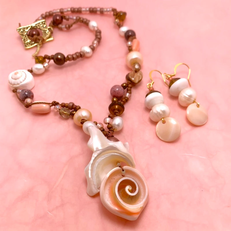 Seaside Chic: Making Beach Inspired Jewelry Wednesday 4/30/25 at Create & Escape, Peabody